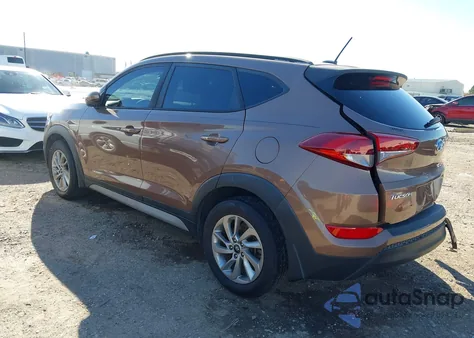 2017 Hyundai Tucson Se z USA, uszkodzony, nr VIN KM8J33A41HU485117